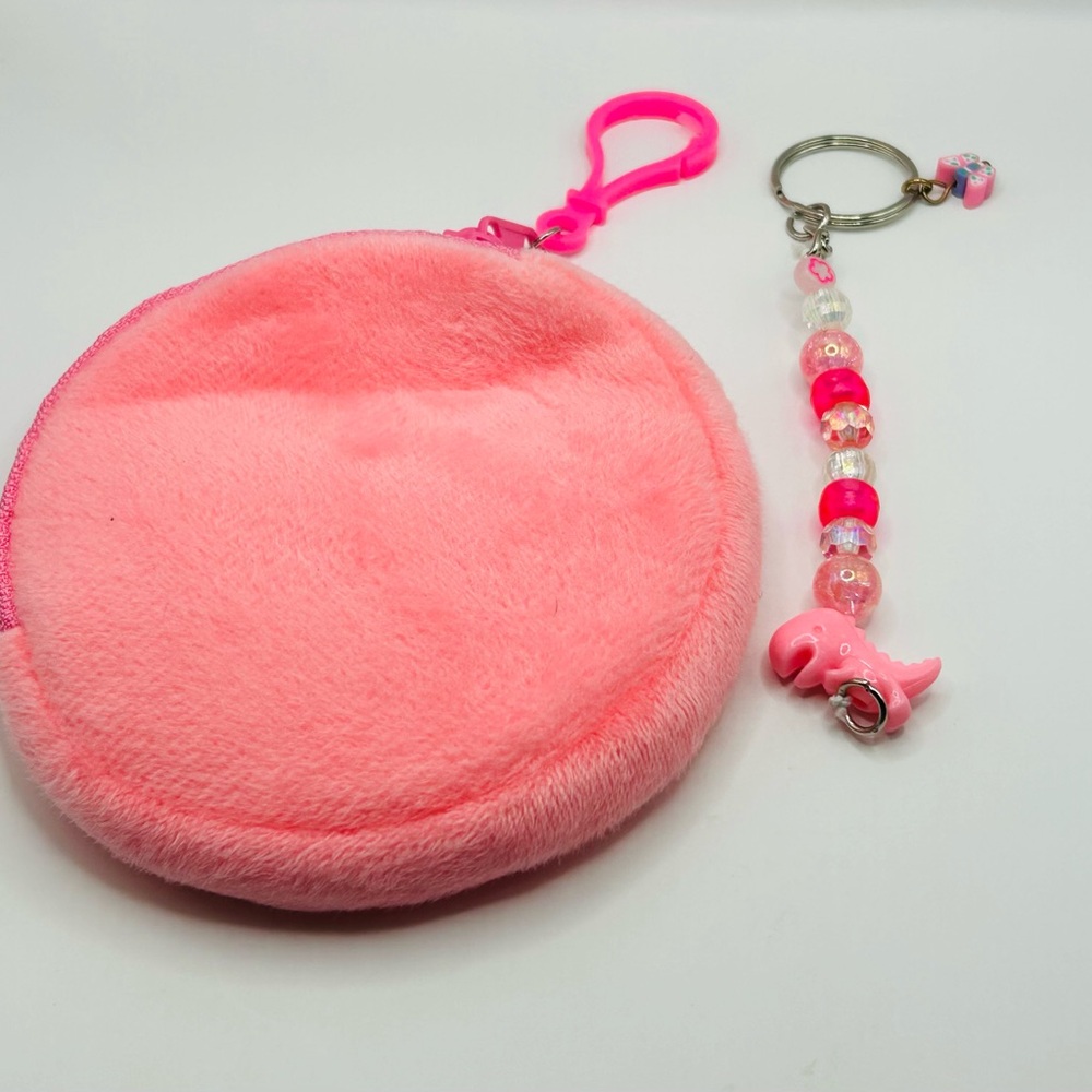 THREE FOR $10 SALE 🩷Set of Two Like New/NWOT Kid’s Keychains🩷